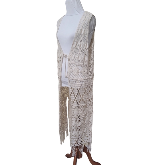 QED London Other - QED London Cotton blend crochet long‎ cover up, ivory